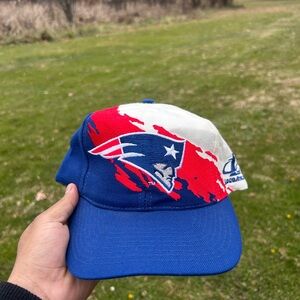 Vintage Rare 90’s New England Patriots Splash Hat Logo Athletic (Damaged Zipper)